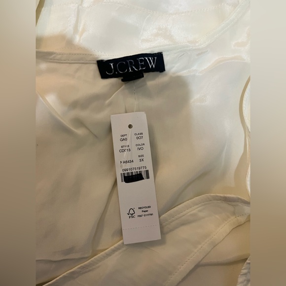 J. Crew NWT Drapey tiered top in crepe de chine in ivory - Picture 7 of 7